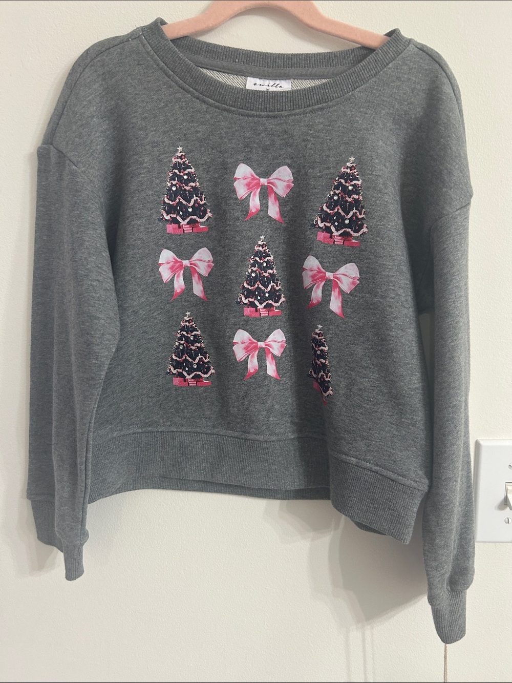 Kids Gray Holiday Sweatshirt with Pink Bow & Tree Motif with rhinestones trees